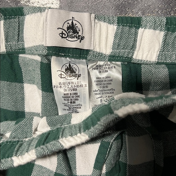 ❌Sold❌ Disney store Minnie Mouse and Daisy Duck holiday pajamas women size L GUC - Picture 10 of 12